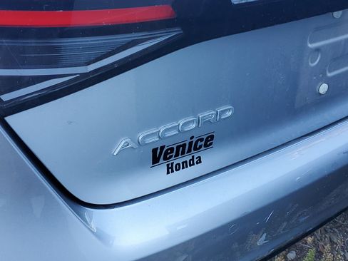 Used 2024 Honda Accord EX-L image 9