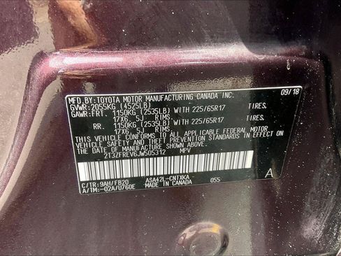 Used 2018 Toyota RAV4 LE FWD image 34
