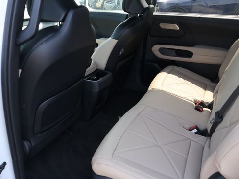 New 2027 Kia Telluride EX FWD image 12
