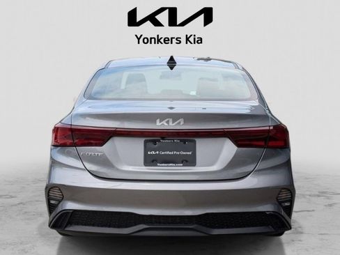 Used 2023 Kia Forte LXS FWD image 7