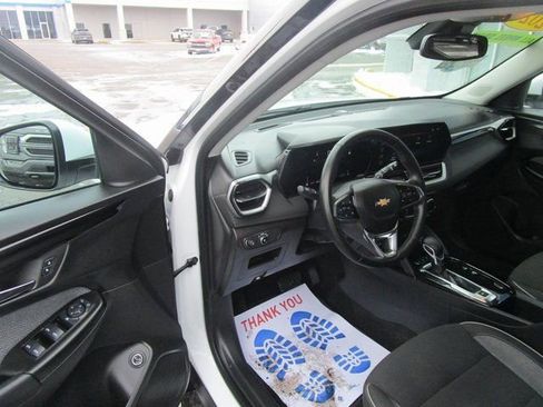 Certified 2024 Chevrolet TrailBlazer LT w/ Convenience Package image 17