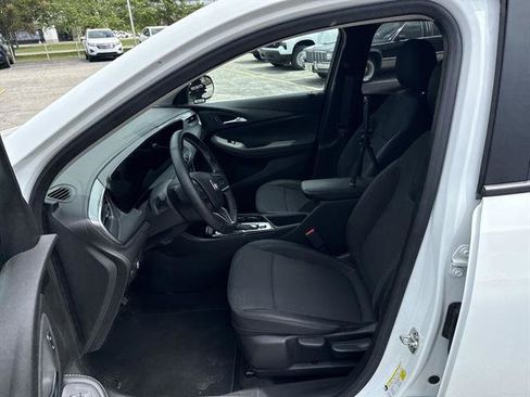 Used 2024 Buick Encore GX Preferred AWD/4WD image 13