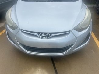 Used 2014 Hyundai Elantra SE video 2
