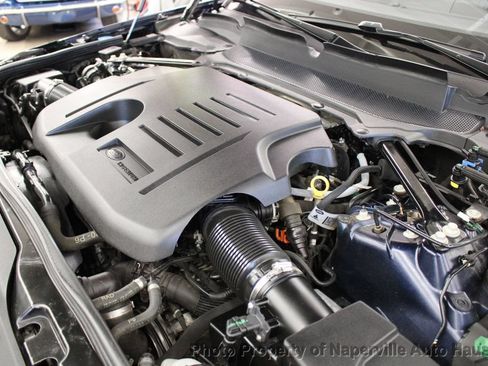Used 2022 Land Rover Discovery HSE R-Dynamic AWD/4WD image 57