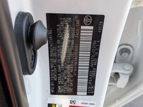 Used 2022 Toyota Camry XSE image 15