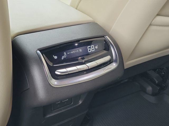 Used 2025 Cadillac XT6 Sport w/ Technology Package AWD/4WD image 24
