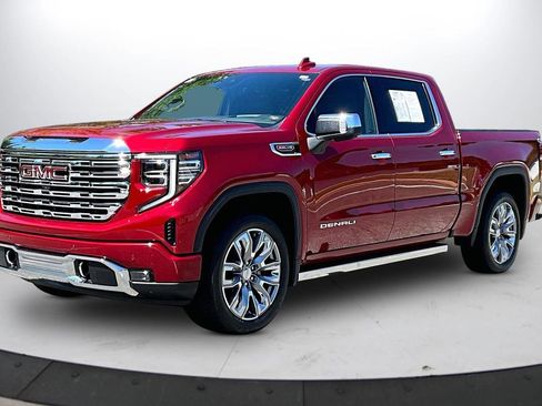 Used 2024 GMC Sierra 1500 Denali AWD/4WD image 4