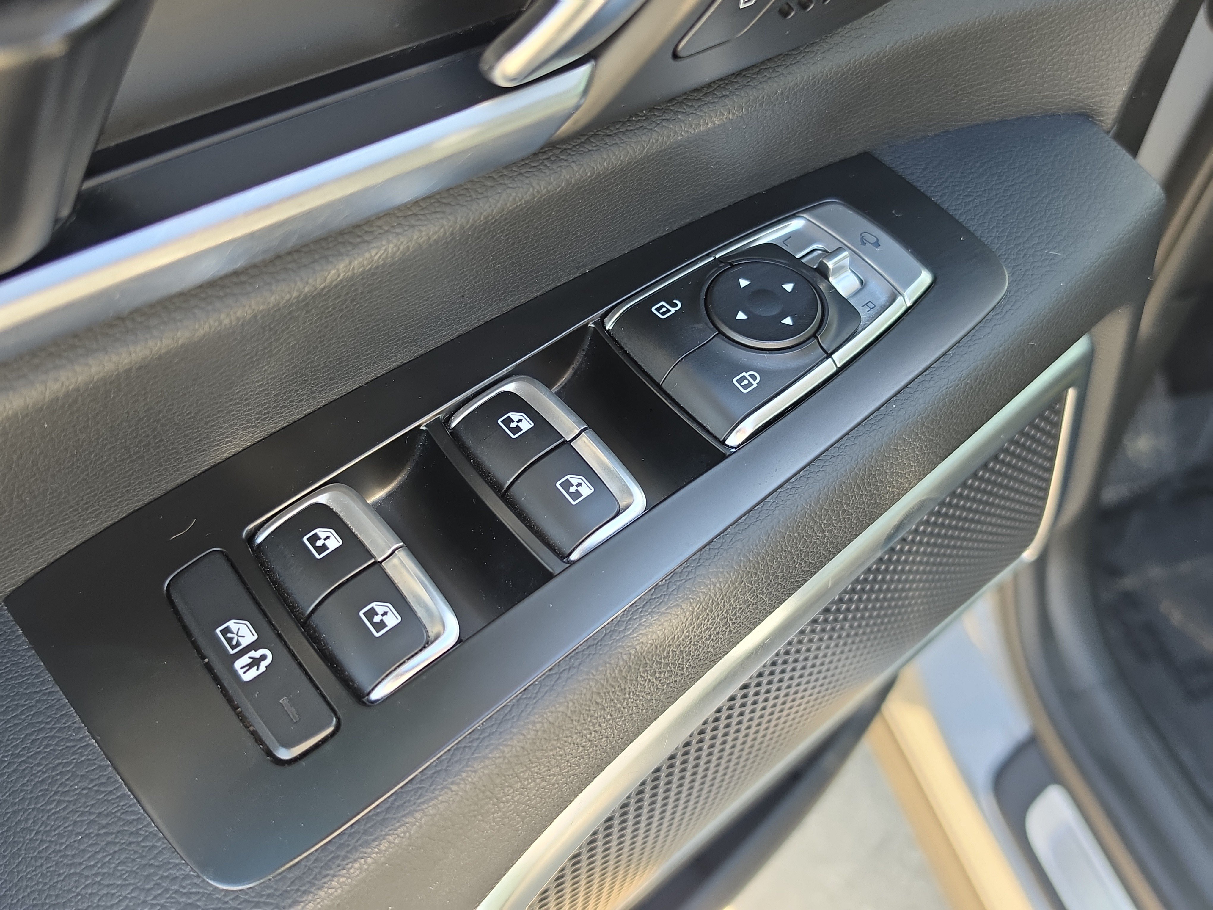 Certified 2022 Kia Telluride SX w/ SX Prestige Package AWD/4WD image 20