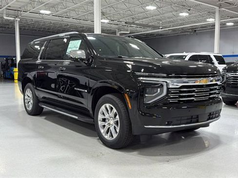 New 2026 Chevrolet Suburban Premier w/ Sun And Tow Package image 2