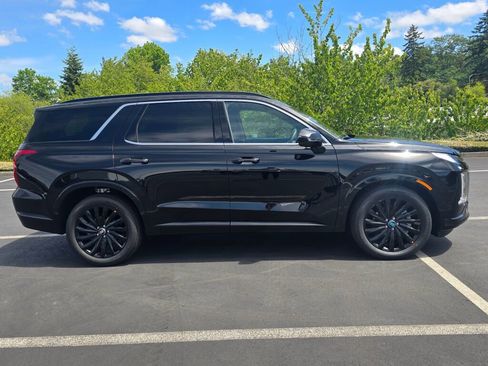 New 2025 Hyundai Palisade Calligraphy image 3