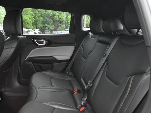 Used 2024 Jeep Compass Limited w/ Elite Group AWD/4WD image 16