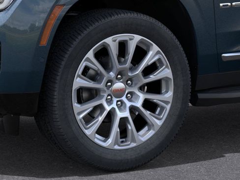 New 2026 GMC Yukon XL Denali RWD image 9