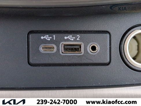 Used 2024 Nissan Murano SV image 23