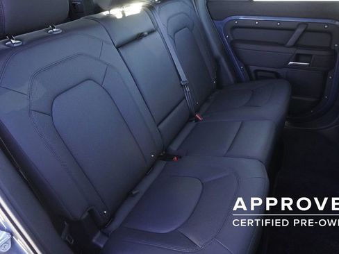 Used 2025 Land Rover Defender 110 S image 27