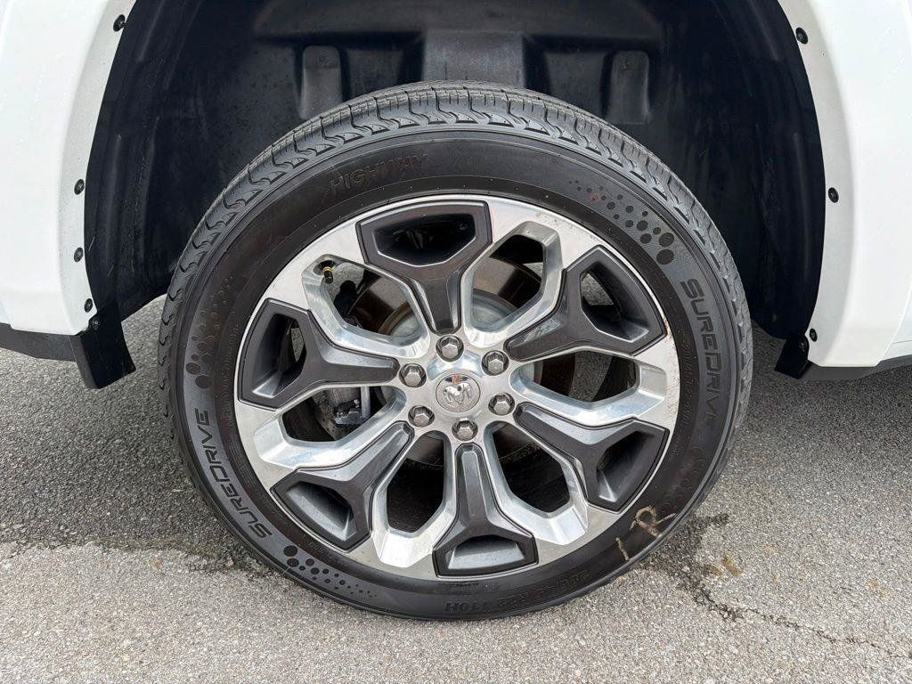 Used 2019 RAM 1500 Limited AWD/4WD image 13