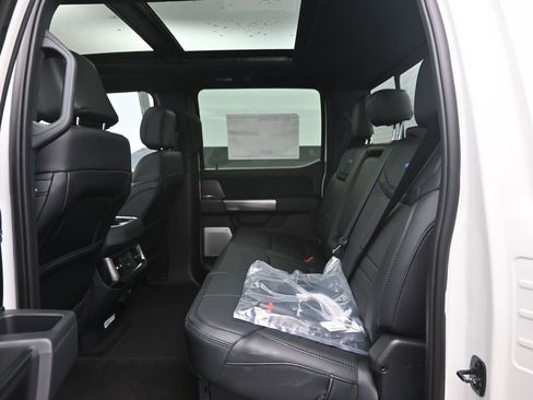 New 2026 Ford F450 Platinum AWD/4WD image 28