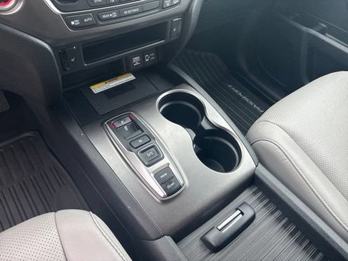 Used 2022 Honda Passport EX-L image 25
