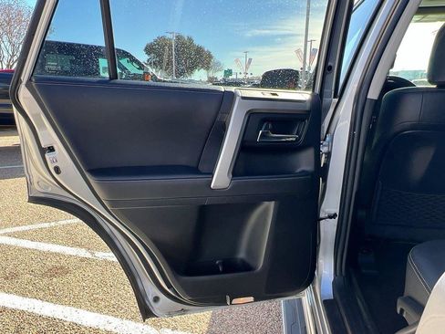 Used 2022 Toyota 4Runner Limited image 33