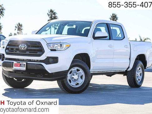 Certified 2018 Toyota Tacoma SR image 1