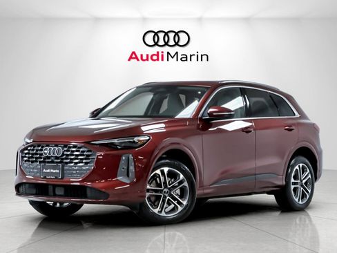 New 2026 Audi Q5 Premium AWD/4WD image 1
