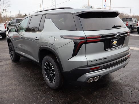 New 2026 Chevrolet Traverse Z71 image 3