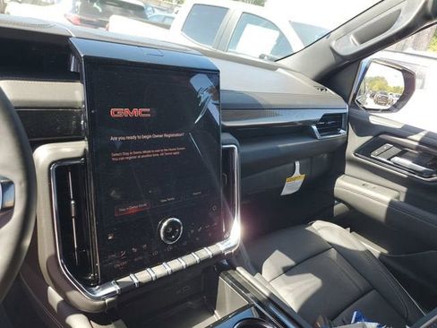 New 2026 GMC Yukon Elevation AWD/4WD image 26