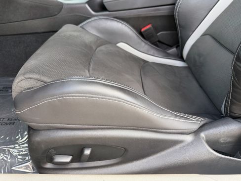 Used 2023 Chevrolet Camaro LT RWD image 20
