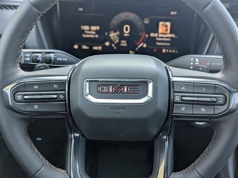 New 2026 GMC Terrain AT4 w/ Technology Package II AWD/4WD image 19