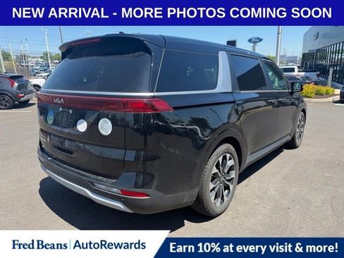 Used 2022 Kia Carnival EX FWD image 6