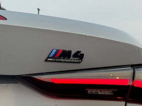 Used 2023 BMW M4 xDrive Competition AWD/4WD image 13