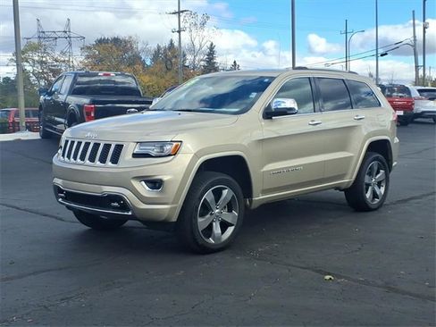 Used 2015 Jeep Grand Cherokee Overland image 3