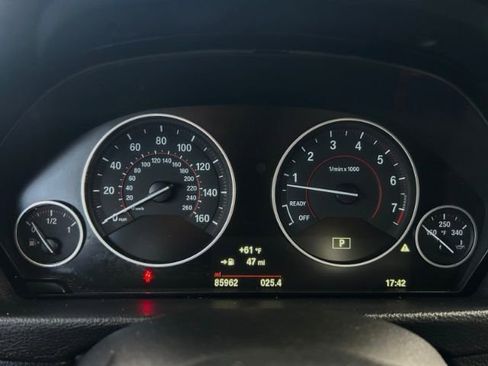 Used 2018 BMW 330i Sedan image 17