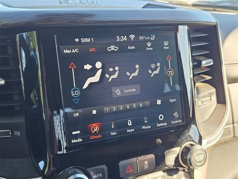 Certified 2019 RAM 3500 Laramie image 28