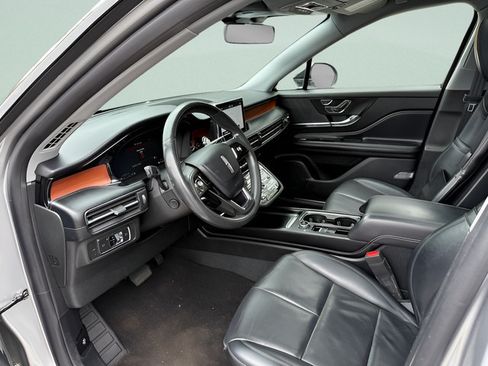 Used 2022 Lincoln Corsair Reserve w/ Equipment Group 201A AWD/4WD image 3