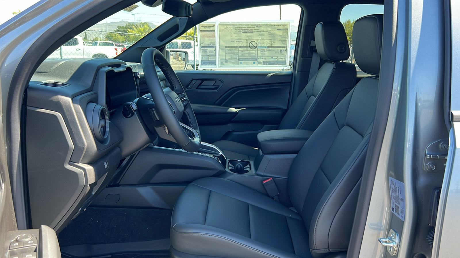 New 2026 Chevrolet Colorado Trail Boss w/ Midnight Edition AWD/4WD image 28