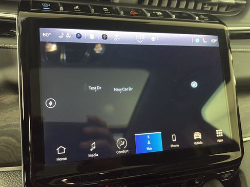 Used 2022 Jeep Grand Cherokee Limited 4xe image 32