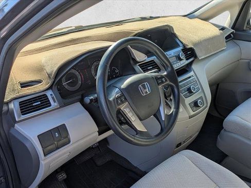 Used 2016 Honda Odyssey LX image 11