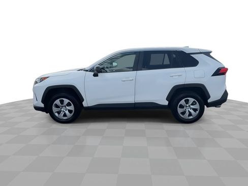 Used 2022 Toyota RAV4 LE image 5