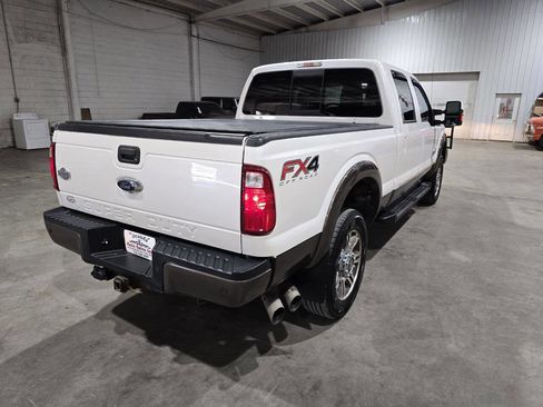 Used 2015 Ford F250 King Ranch w/ FX4 Off-Road Package AWD/4WD image 11