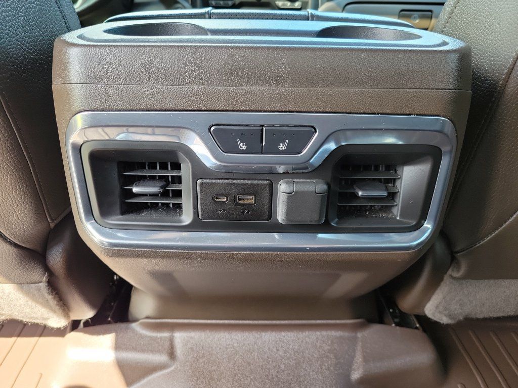 Used 2019 GMC Sierra 1500 Denali w/ Denali Ultimate Package AWD/4WD image 13
