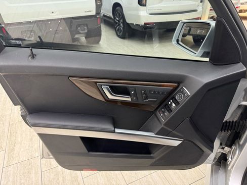 Used 2014 Mercedes-Benz GLK 350 2WD image 16