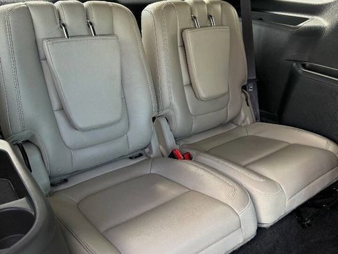 Used 2013 Ford Explorer Limited image 11