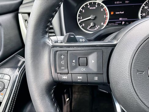 Certified 2024 Nissan Rogue SV w/ SV Premium Package FWD image 22
