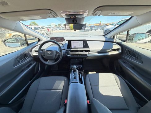 Used 2024 Toyota Prius LE FWD image 20