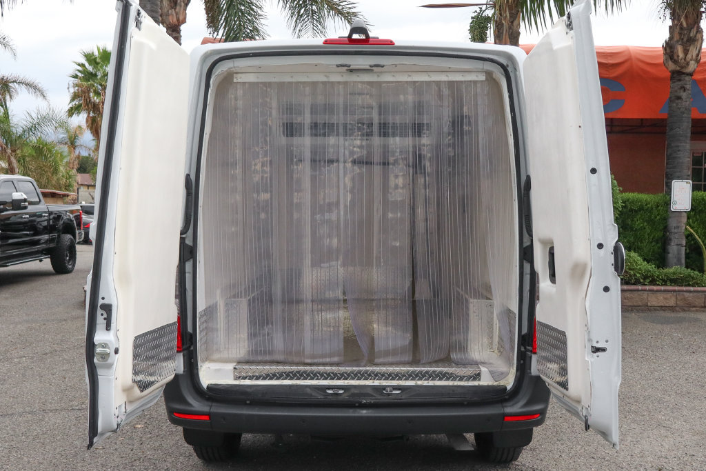 Used 2022 Mercedes-Benz Sprinter 2500 w/ Parking Package image 8