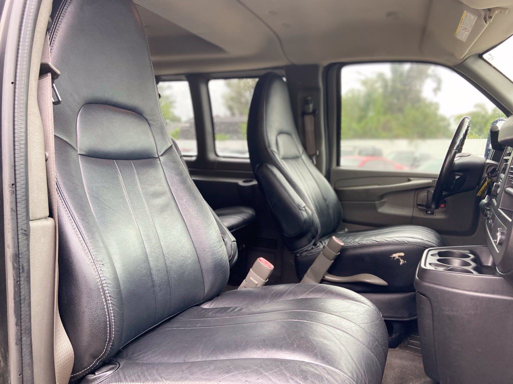Used 2012 Chevrolet Express 3500 LT w/ LT Preferred Equipment Group RWD image 19