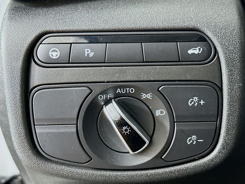 Used 2024 INFINITI QX50 Luxe AWD/4WD image 17