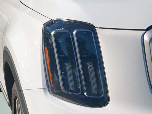 Used 2024 Kia Telluride SX image 9