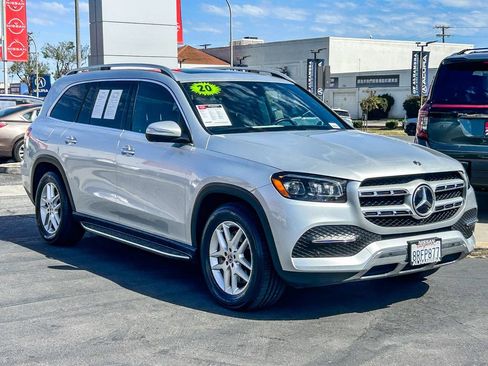 Used 2020 Mercedes-Benz GLS 450 4MATIC image 4