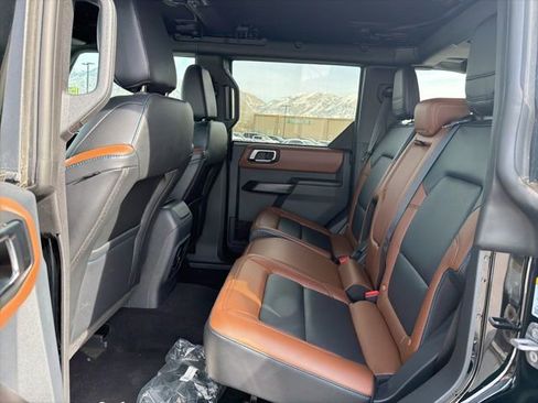 New 2024 Ford Bronco Outer Banks w/ Sasquatch Package AWD/4WD image 27